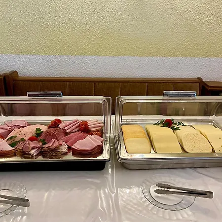 Hotel Attergauhof Sankt Georgen im Attergau