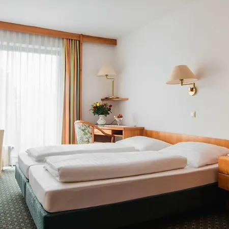 Hotel Attergauhof 3*