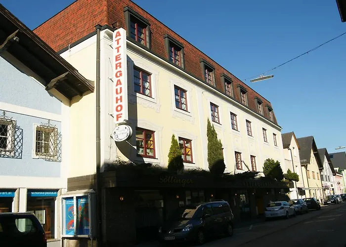 Attergauhof 3*