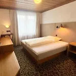 Otel Attergauhof 3*