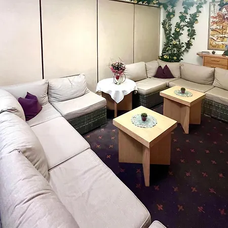 Attergauhof Hotel 3*