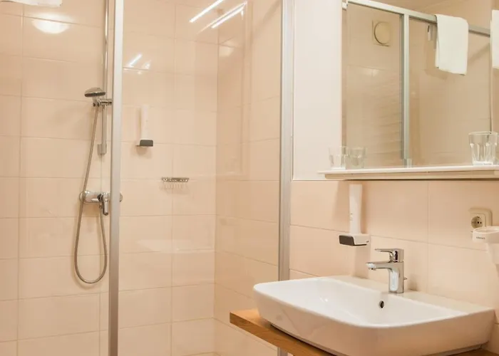 Attergauhof Szálloda 3*